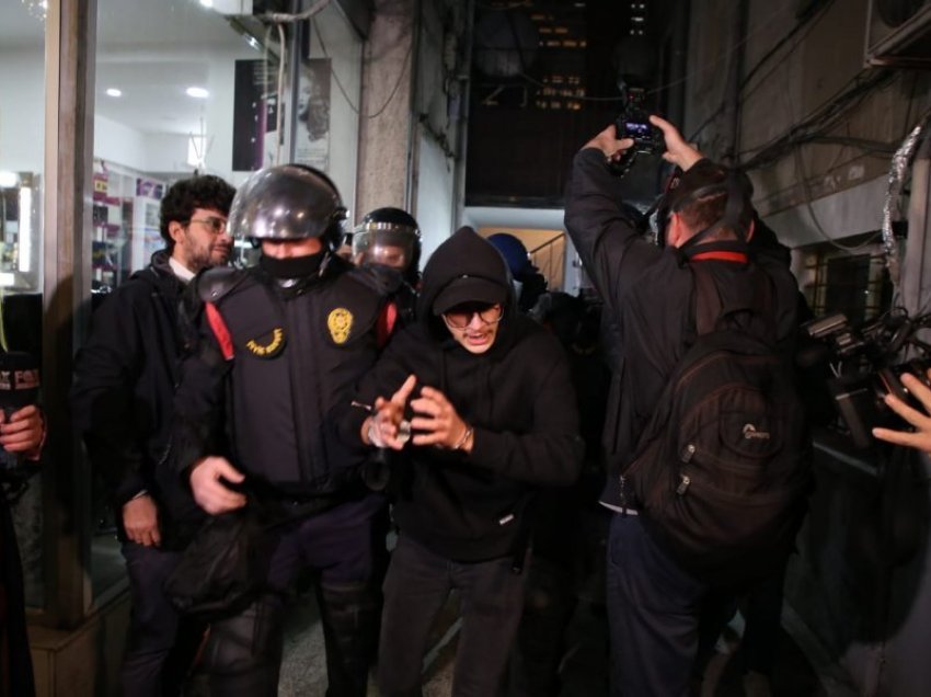 57 protestues të ndaluar, Gjykata e Tiranës jep vendimin sot