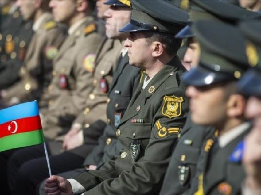 Azerbajxhani publikon shifër të re të ushtarëve të vrarë, rritet numri