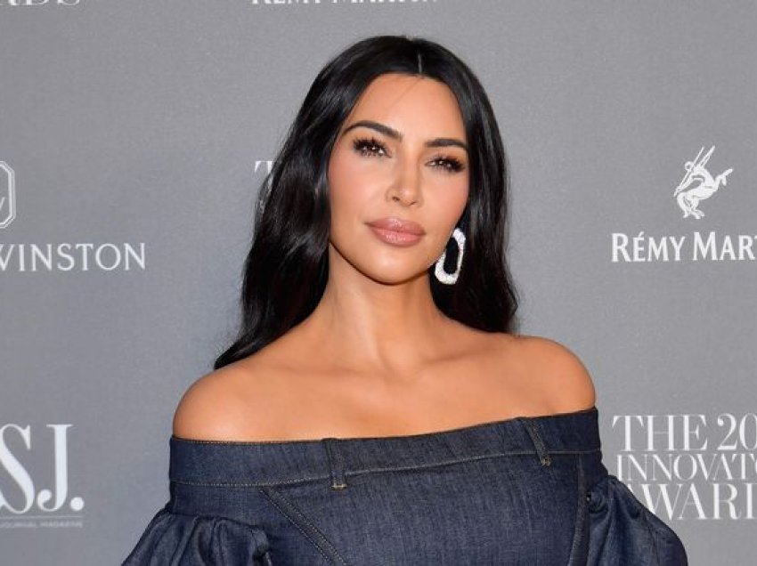 Kim Kardashian vendos të dhurojë 500 mijë dollarë për fansat