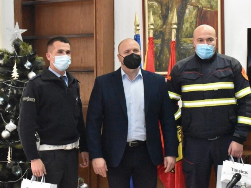 Bujar Osmani shpallet polici më i mirë në Kumanovë
