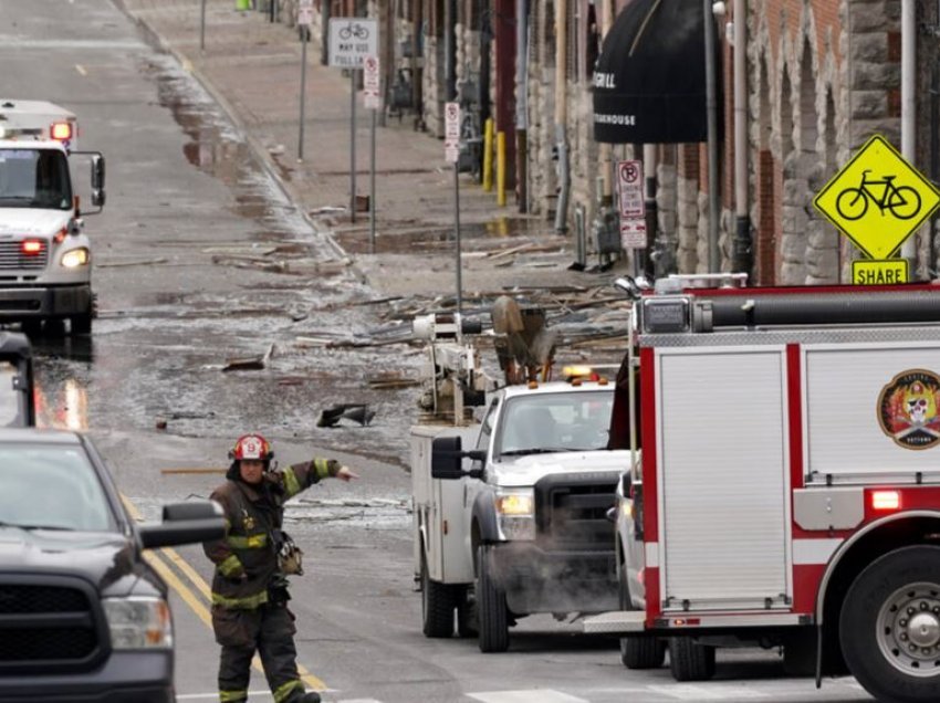 Policia dhe FBI-ja vazhdojnë hetimet për shpërthimin në Nashville