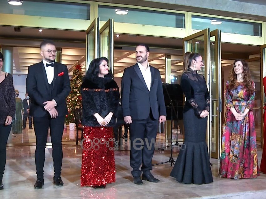 ‘Një koncert për jetën’ solistët lirikë dhe kori i TOB japin koncert për Krishtlindje