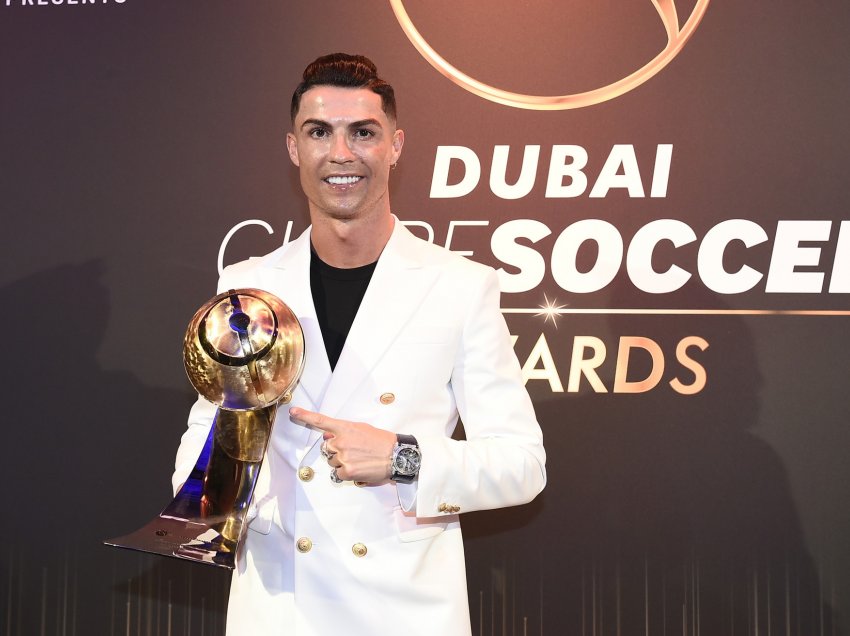 Ronaldo pas fitimit të çmimit: Më mungojnë tifozët në stadium