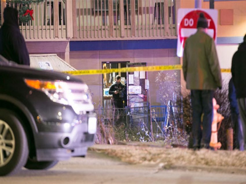 Sulm me thikë në mes të qytetit, vriten 7 persona
