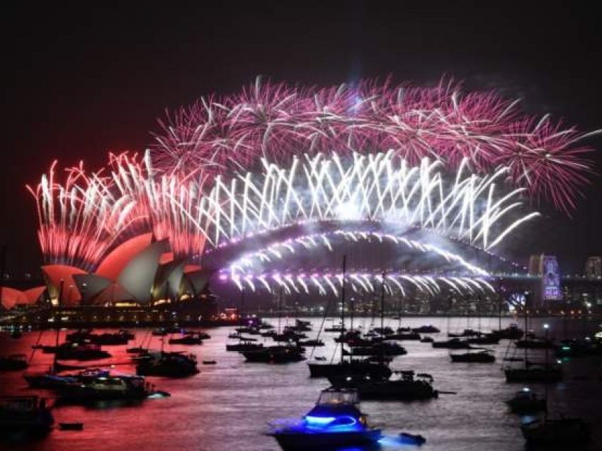 Festimet e 31 dhjetorit “në paralizë”, Australia kufizon shfaqen me fishekzjarre