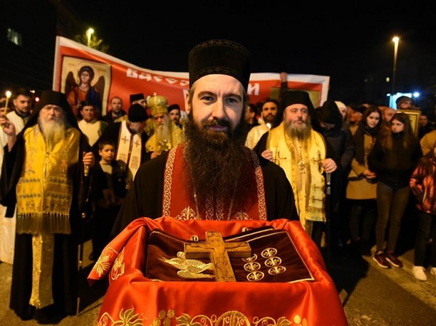 Media kroate: Fitore e madhe e Kishës ortodokse serbe në Mal të Zi