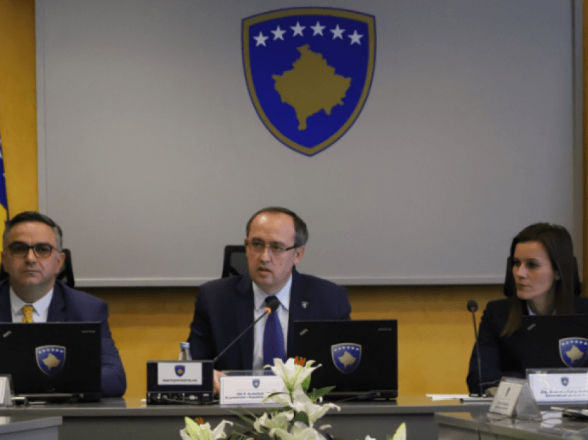 Kjo Komunë e Kosovës nuk i bindet Qeverisë Hoti, e bën pushim për 28 nëntor