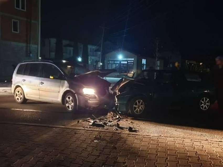 Aksidentohen dy vetura në Suharekë 