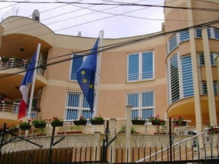 Votimi për presidentin, reagon edhe Ambasada franceze 