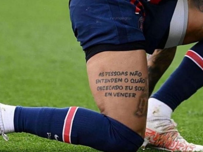 Neymar zbulon tatuazhin e ri
