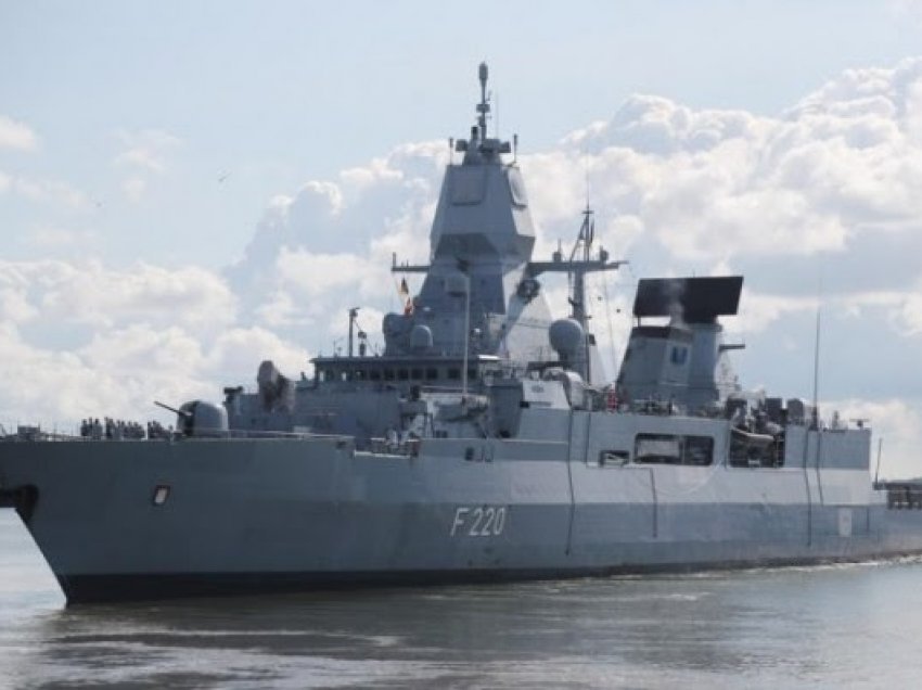 ​Rusia nis zhvendosjen e anijeve luftarake