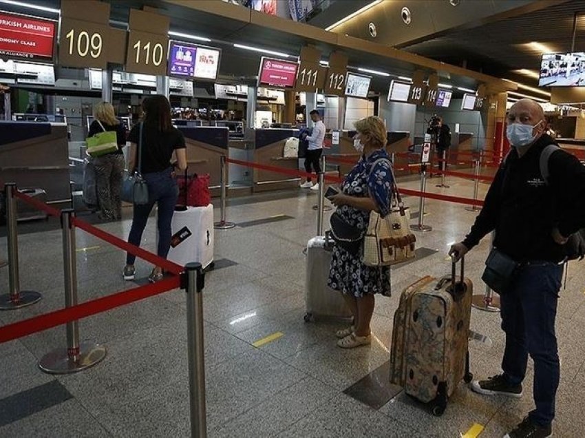Rusia pezullon fluturimet me Turqinë deri më 1 qershor