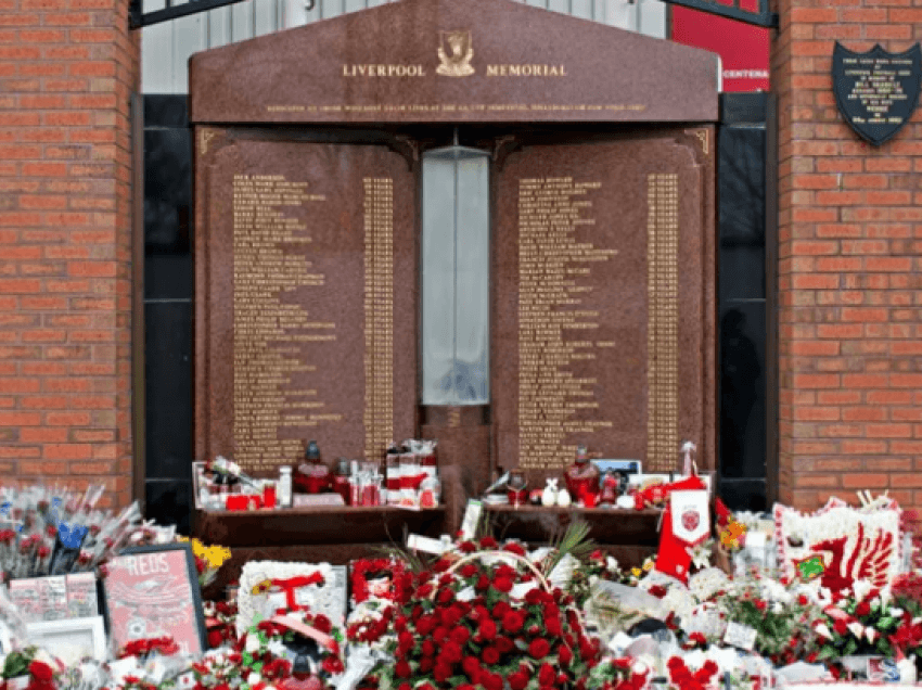 Liverpool shënon 32 vjetorin e tragjedisë ‘Hillsborough’