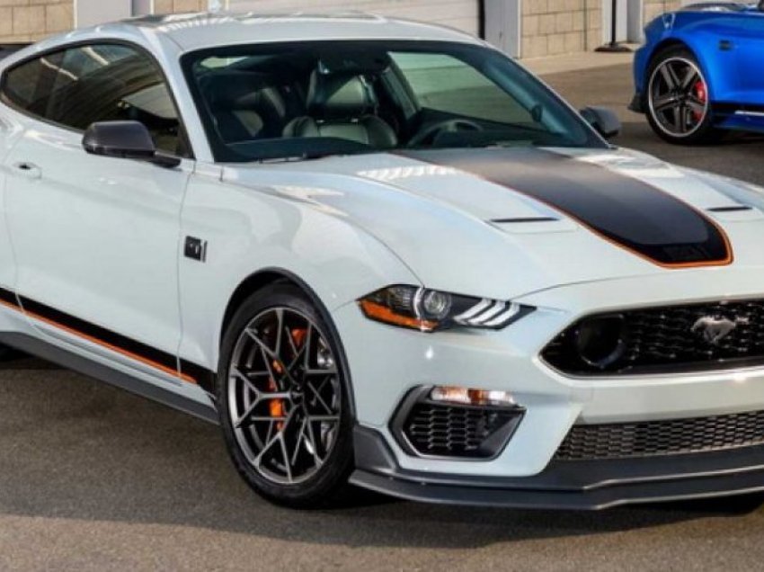 Ford Mustang, vetura sportive më e shitur më 2020