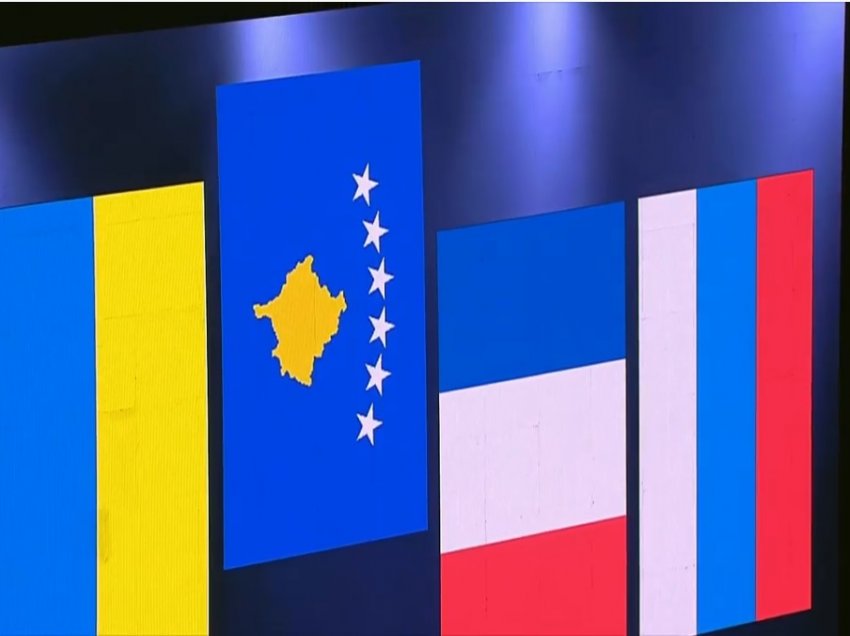 Flamuri i Kosovës e lë nën hije atë të Rusisë