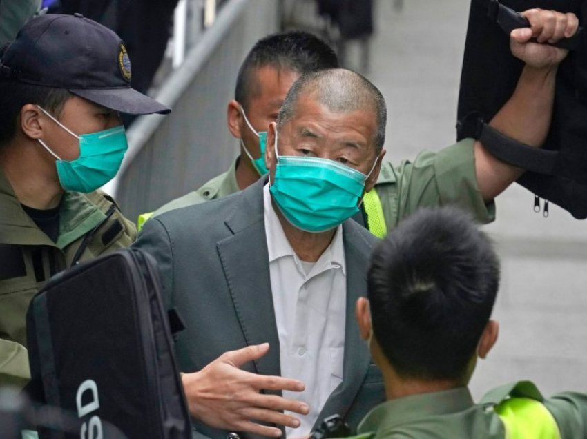 Aktivisti Jimmy Lai dënohet me 1 vit e 2 muaj burgim për protestat në Hong-Kong