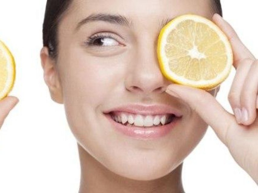 Gjashtë arsyet pse lëkura juaj ka nevojë për Vitaminë C