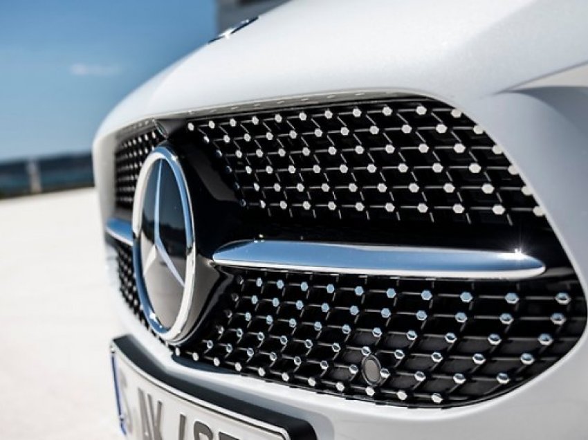 “Daimler” shkurton orarin e punës dhe përgjysmon prodhimin