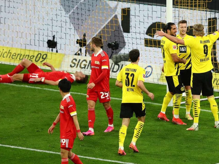 Dortmundi me mund të madh fiton ndaj Union Berlinit