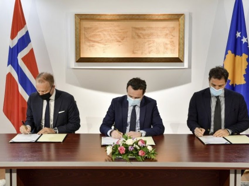 ​Kurti dhe ambasadori i Norvegjisë nënshkruajnë memorandum mirëkuptimi