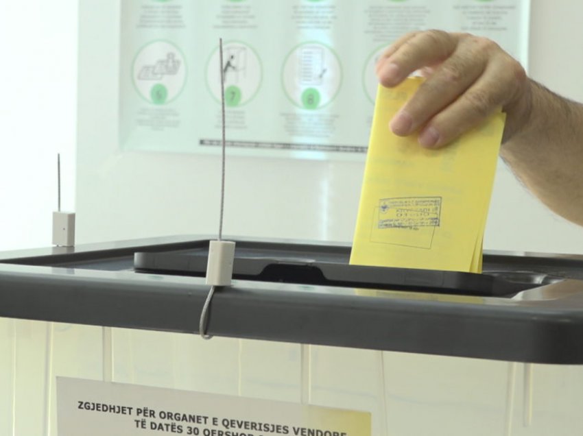  Shoqërohet në Polici një qytetar në Tiranë, tentoi të fotografojë votën