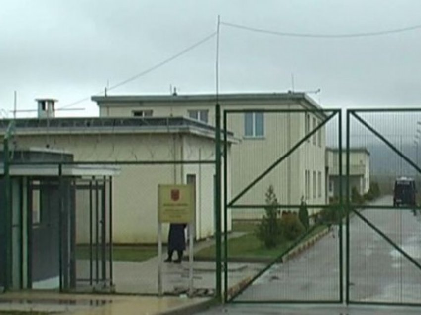 Përfundon procesi i votimit në burgun e Drenovës, votojnë vetëm 110 të dënuar