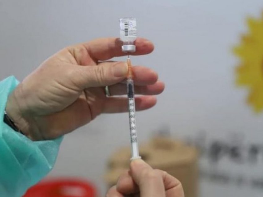 Mbi 10 mijë të moshuar të planifikuar për dozën e dytë të vaksinës kineze