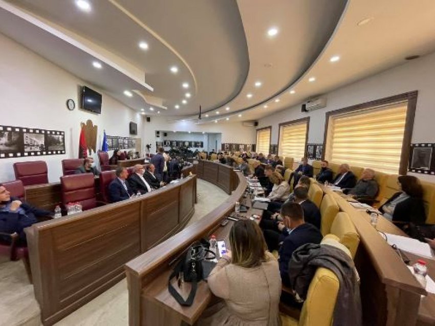 Komuna e Gjilanit miratojë një pako të masave lehtësuese për bizneset deri në fund të 2021 