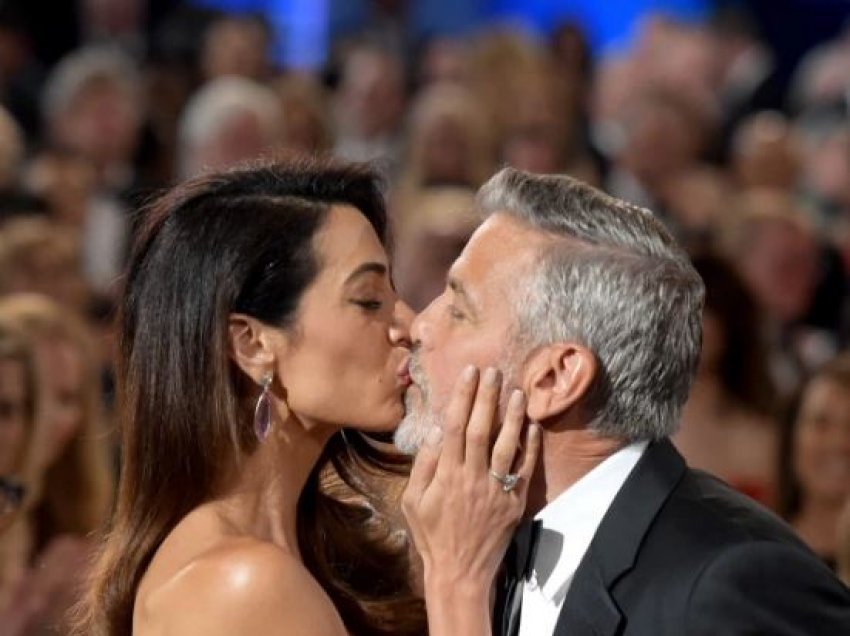 U tha se do të bëhen sërish me binjakë, George Clooney dhe partnerja e tij zbulojnë si qëndron e vërteta pas lajmeve të shtatzënisë