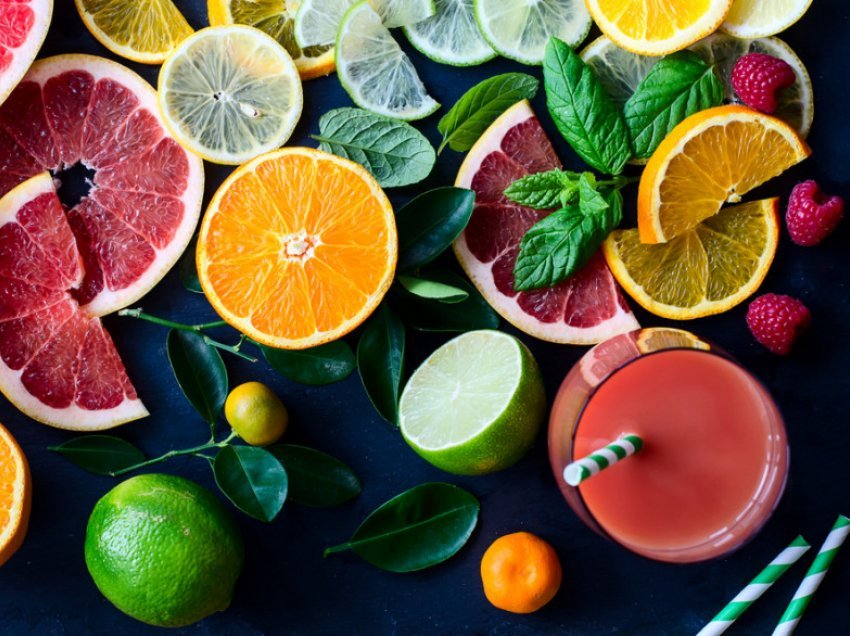 Vitamina C, frutat që duhen konsumuar