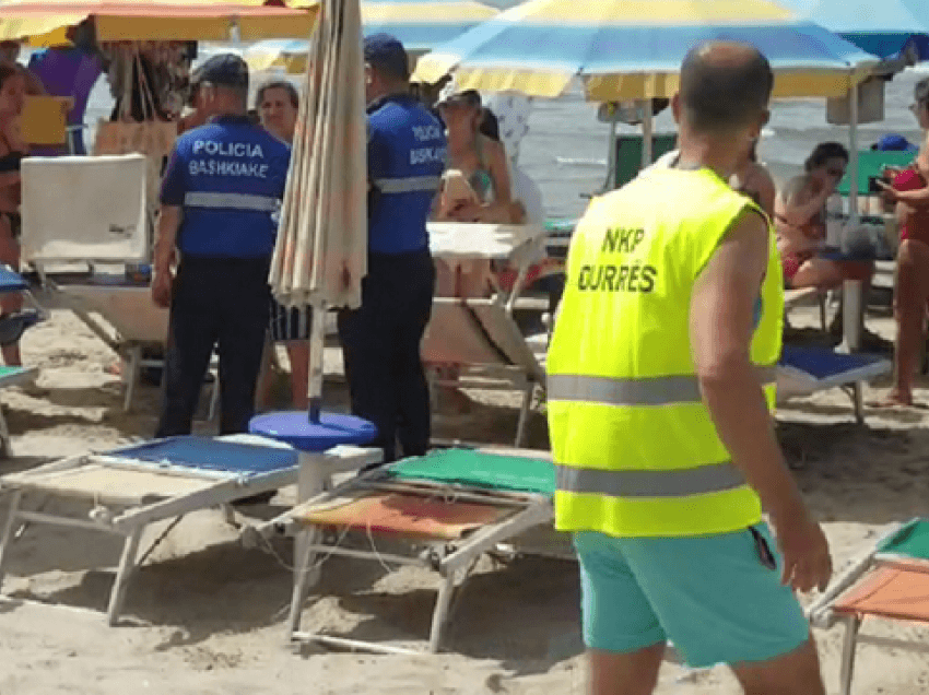 E tmerrshme/27-vjeçari i vë thikën në fyt pronares së shtëpisë në Plazhin e Durrësit