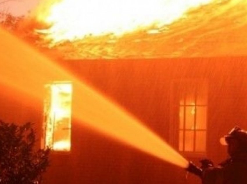 Vdes një person në Malishevë, iu përfshi stalla nga zjarri