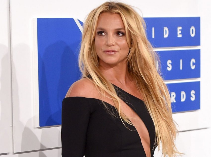 Për të hequr babanë e Britney si bashkë-kujdestar,  avokati kërkon datën nga Gjykata 