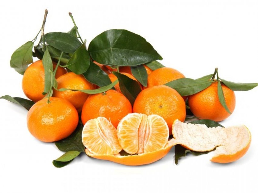 Mos e hidhni lëvoren e mandarinës, do të ju shpëton nga kolla dhe sëmundjet
