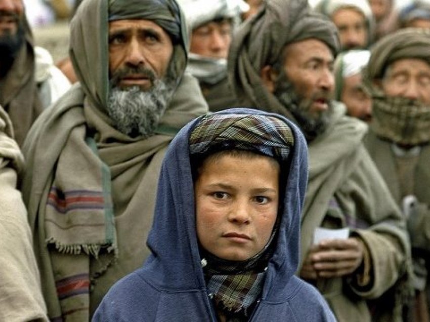 Në këto vende në Shqipëri do të strehohen 400 refugjatë afganë