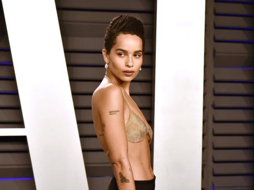 Aktorja e njohur nuk e ka idenë sesa tatuazhe ka: 'Është e vështirë të ndalosh'