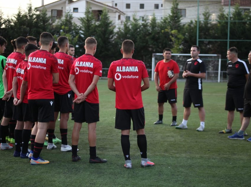 Kombëtarja shqiptare U-17 përgatitet