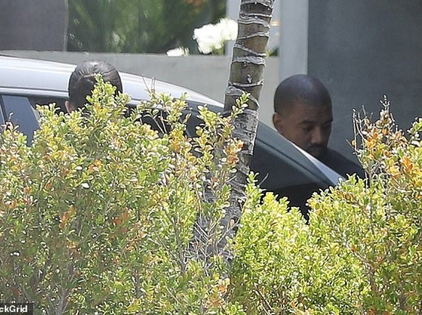 Gjashtë muaj pas kërkesës për divorc, Kim Kardashian dhe Kanye West ‘ribashkohen’