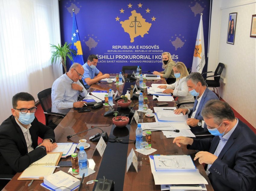 Shkarkohet ish-drejtori i Sekretariatit të Këshillit Prokurorial të Kosovës 