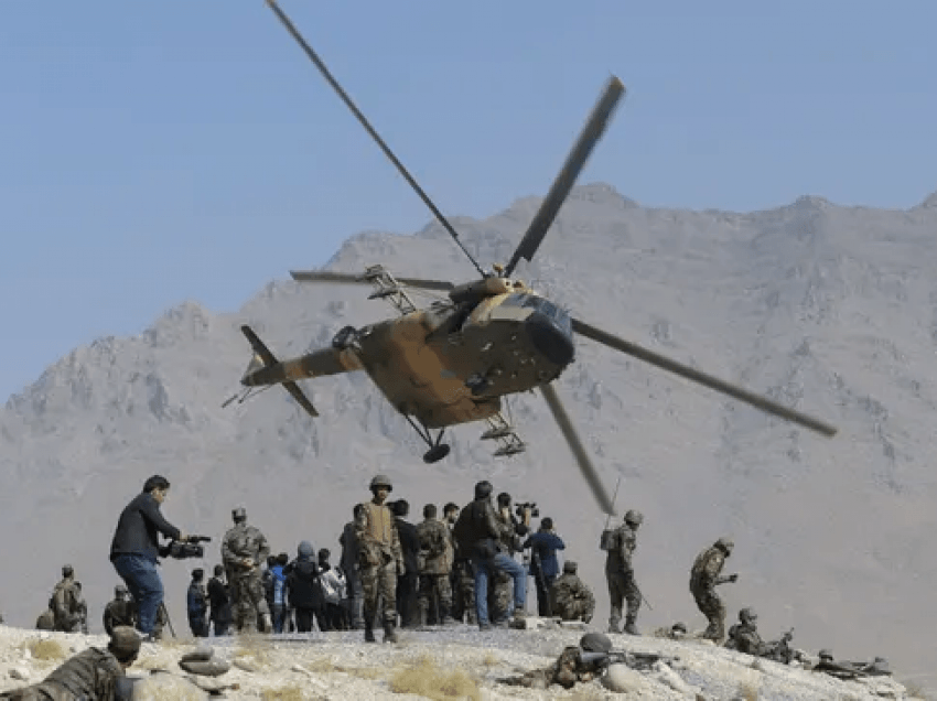 Talibanët kanë kapur më shumë se 100 helikopterë ushtarakë, thotë Rusia