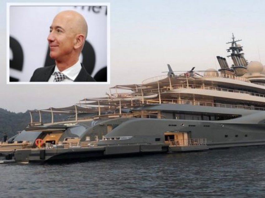 Jahti luksoz në Sarandë është i i Jeff Bezos? A ndodhet në Shqipëri njeriu më i pasur në botë