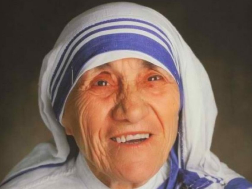 “Zemra jeme ka ni dishir të madhe me ardh në Shqipni”, letrat që Nënë Tereza i dërgonte shtetit shqiptar