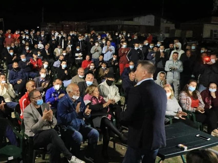 Lushtaku sfidon masat e Qeverisë Kurti, mbledh qindra persona në Skënderaj