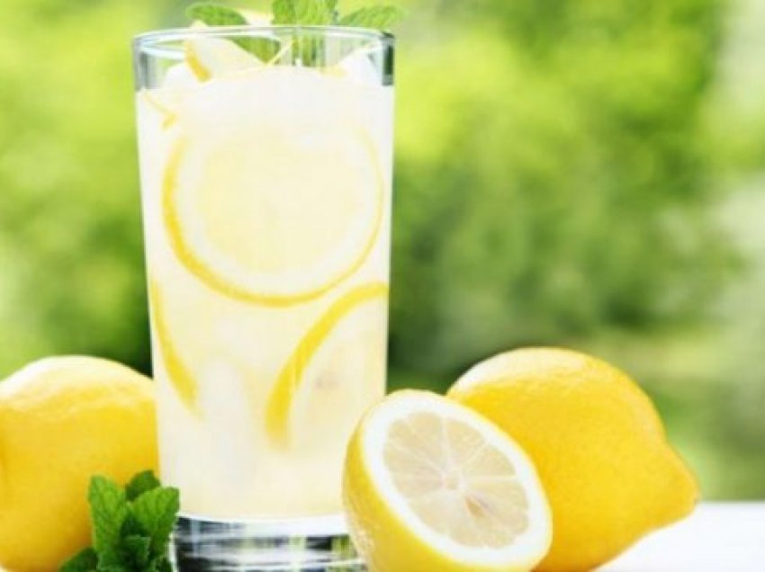 Si të ulni tensionin e lartë me lëngun e limonit