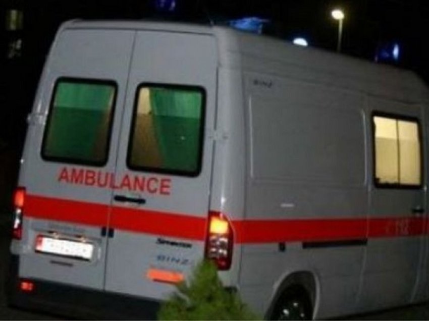 Aksident i rëndë në bypass-in e Rrogozhinës, makina përplas për vdekje këmbësorin