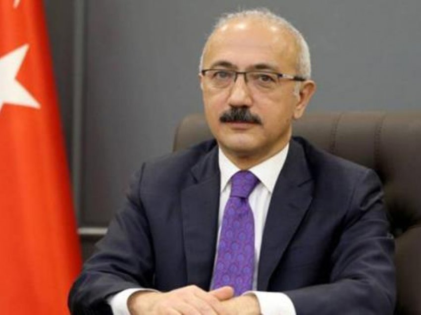 Kriza ekonomike në Turqi, jep dorëhiqjen ministri i Financave