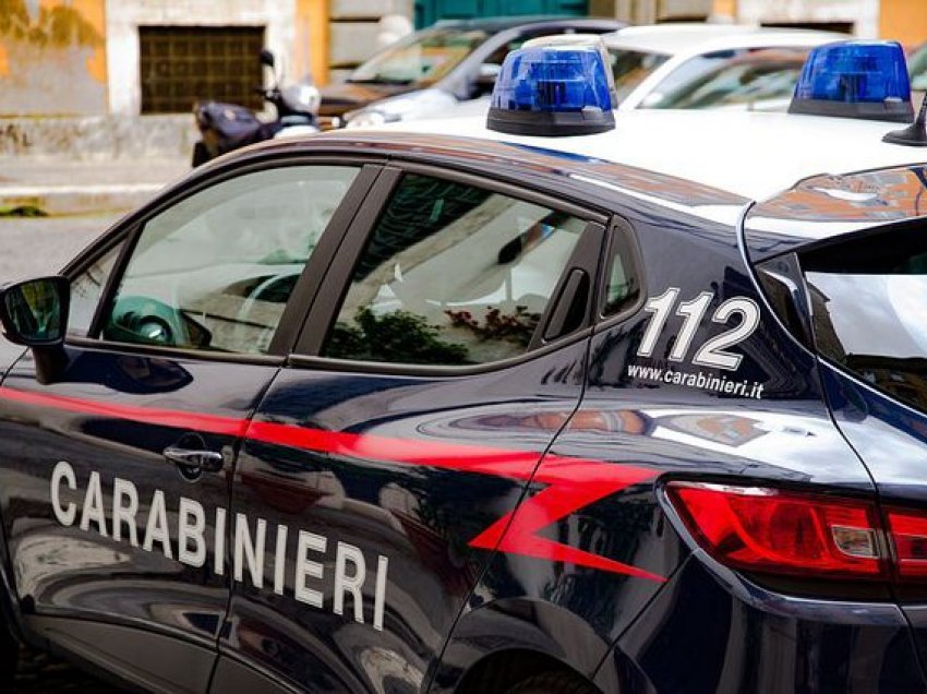 “Mos i shikoni të dashurat tona”, sherr me thika mes të rinjve shqiptarë në Itali, dy të plagosur