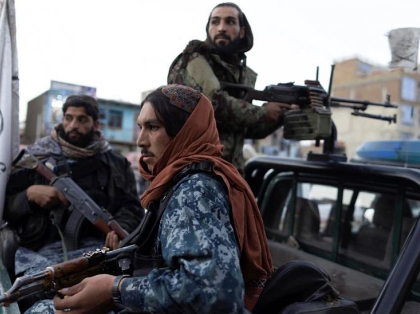 Vendet perëndimore të shqetësuara për raprezaljet në Afganistan; talebanët mohojnë akuzat