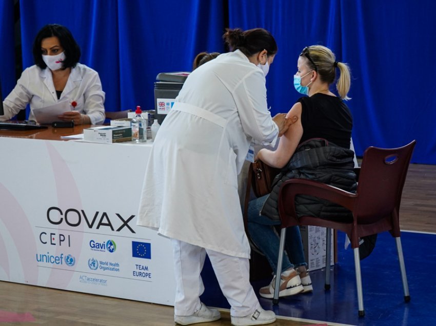 Afër 771 mijë qytetarë vaksinohen me dozën e dytë antiCOVID-19 në Kosovë