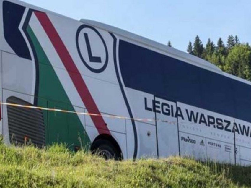 Sulmohet autobusi i skuadrës së shqiptarëve